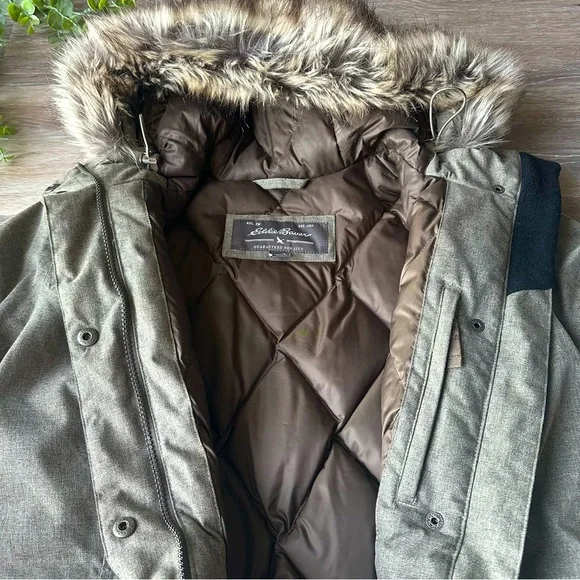 Women’s Eddie Bauer Superior Down Parka - Picture 4 of 7